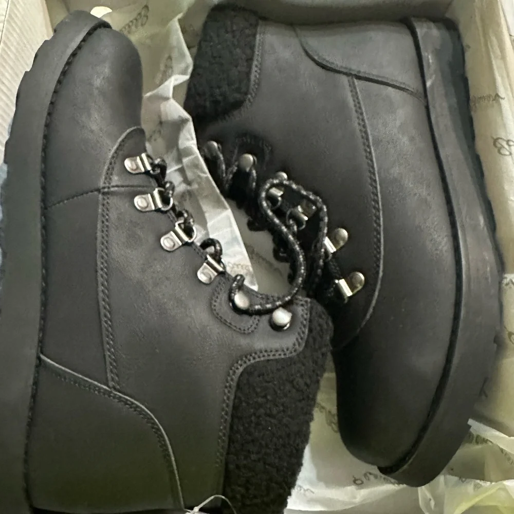 Eddie Bauer Black Winter & Rain Boots